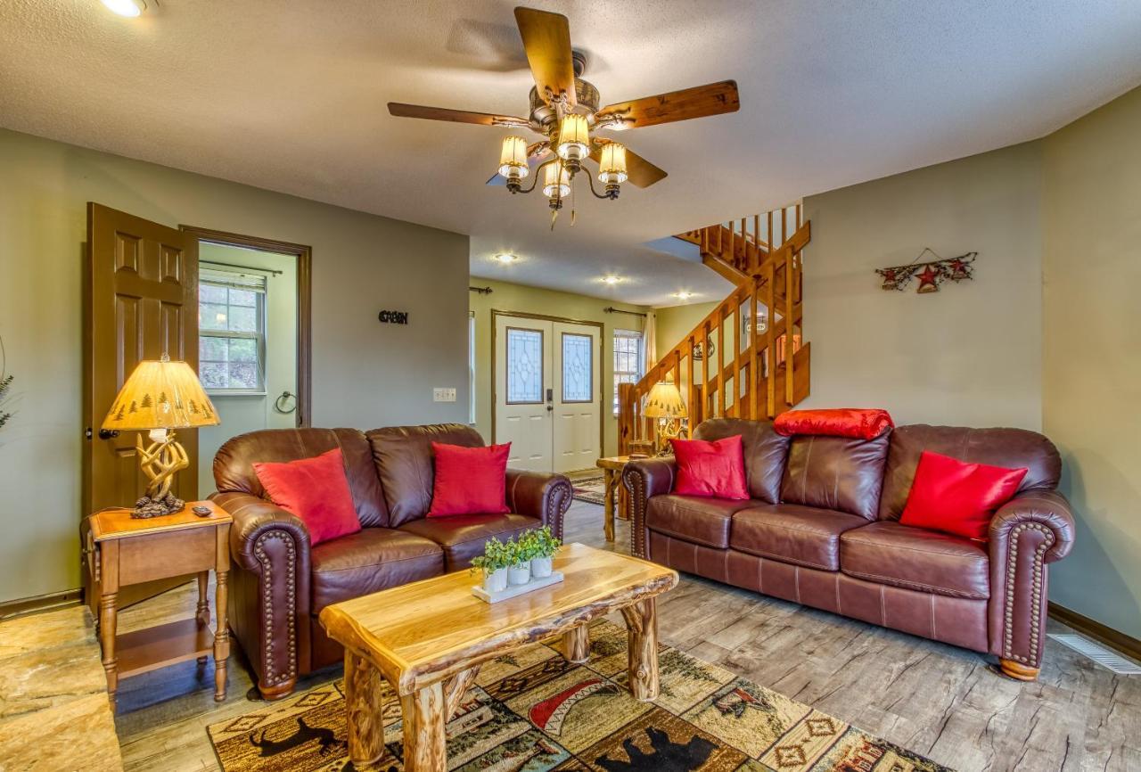 3 Decks, Mtn Views! Tree Tops By Honeybearcabins - Luxury Rain Showers, 3 King Suites, Xl Hottub, Fireplace, Bear Sightings 개틀린버그 외부 사진