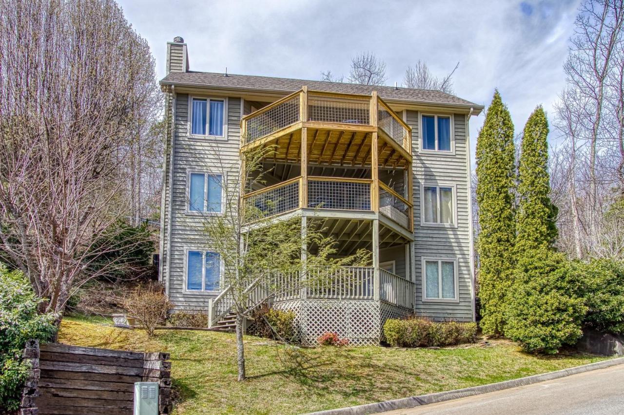3 Decks, Mtn Views! Tree Tops By Honeybearcabins - Luxury Rain Showers, 3 King Suites, Xl Hottub, Fireplace, Bear Sightings 개틀린버그 외부 사진